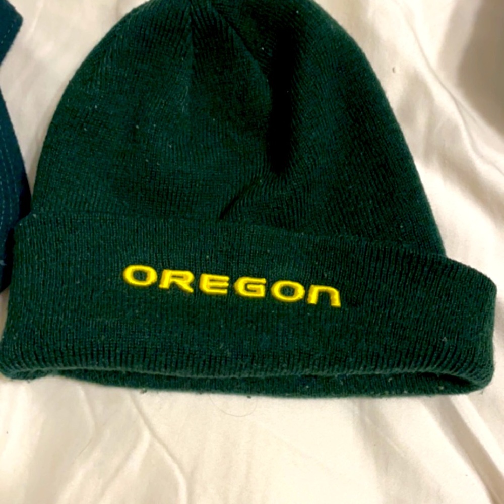 Oregon Ducks hats